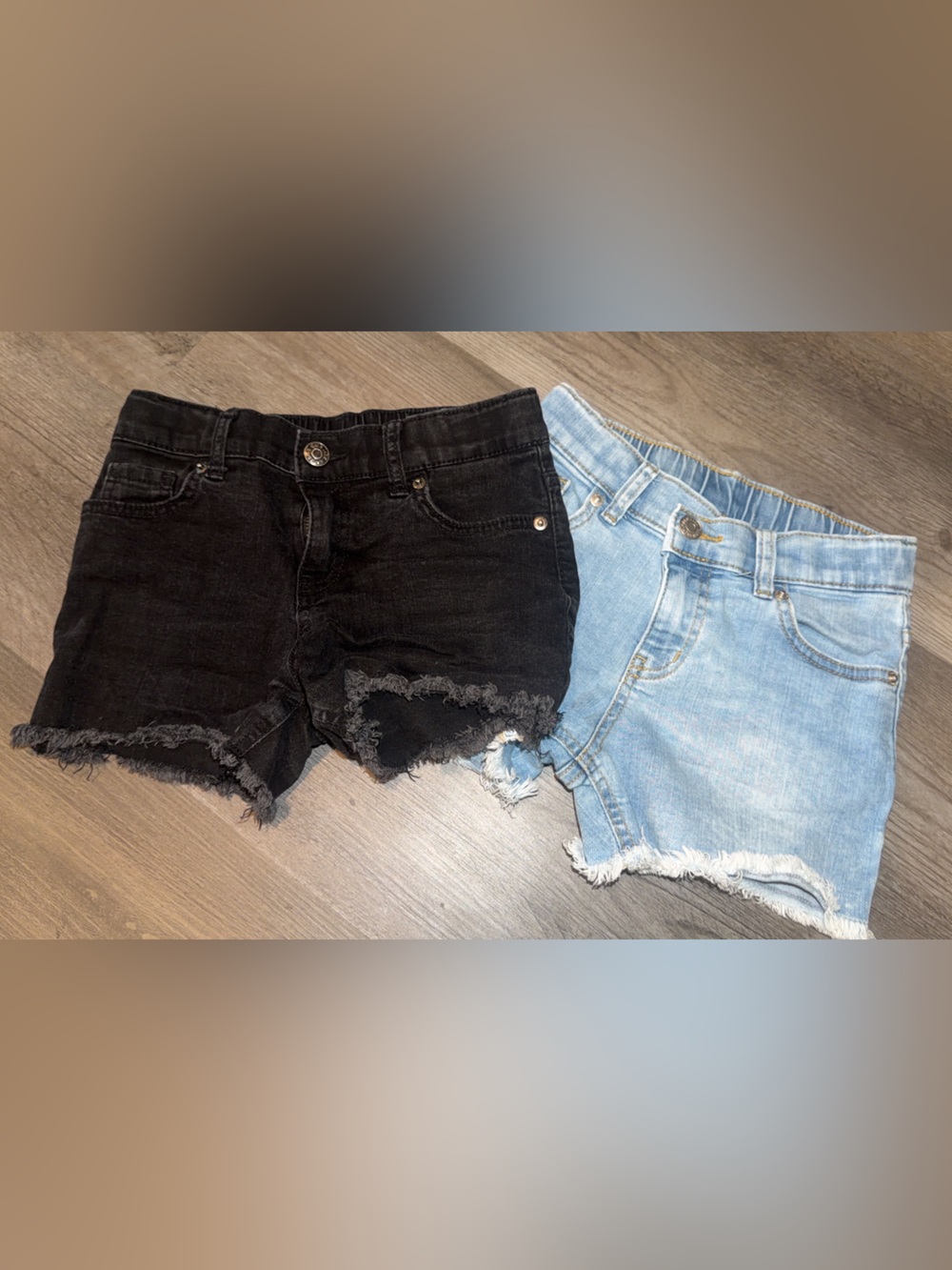 Cat & Jack Frayed Hem Denim Shorts in Black and Light Blue Bundle